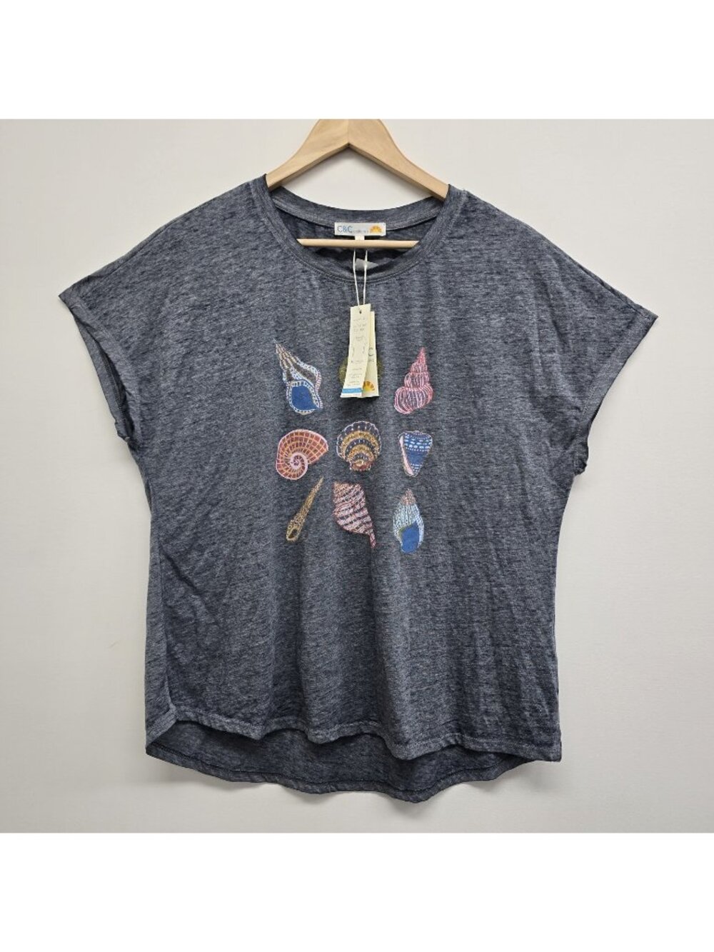 NWT C&C California Camille Burnout Graphic Top Size L Seashell Ocean Beach Boxy